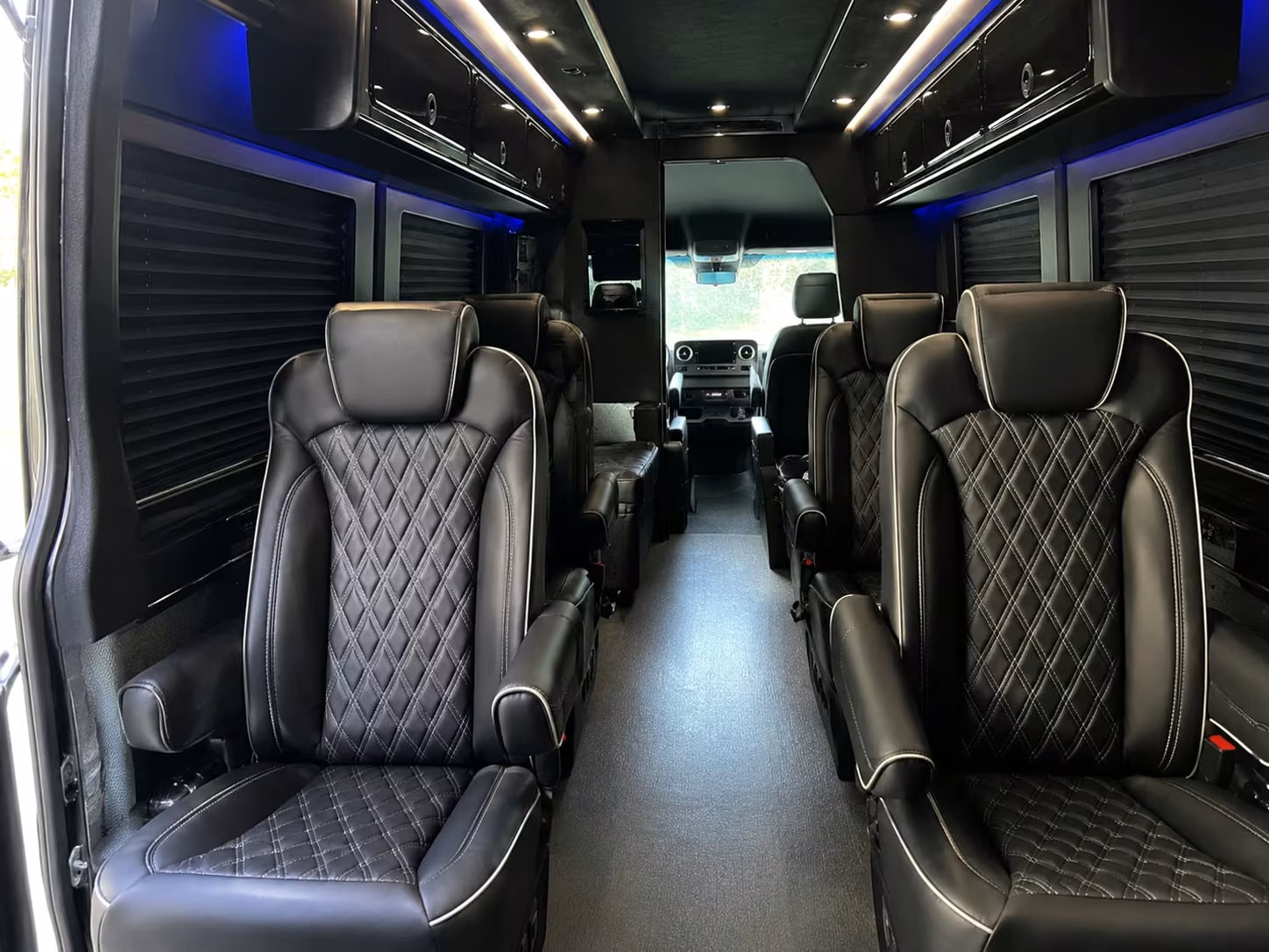 corporate event bus rentals in new haven