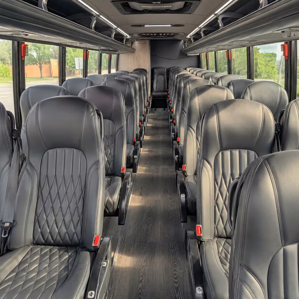 minibus rentals for new haven airport and union station transfers