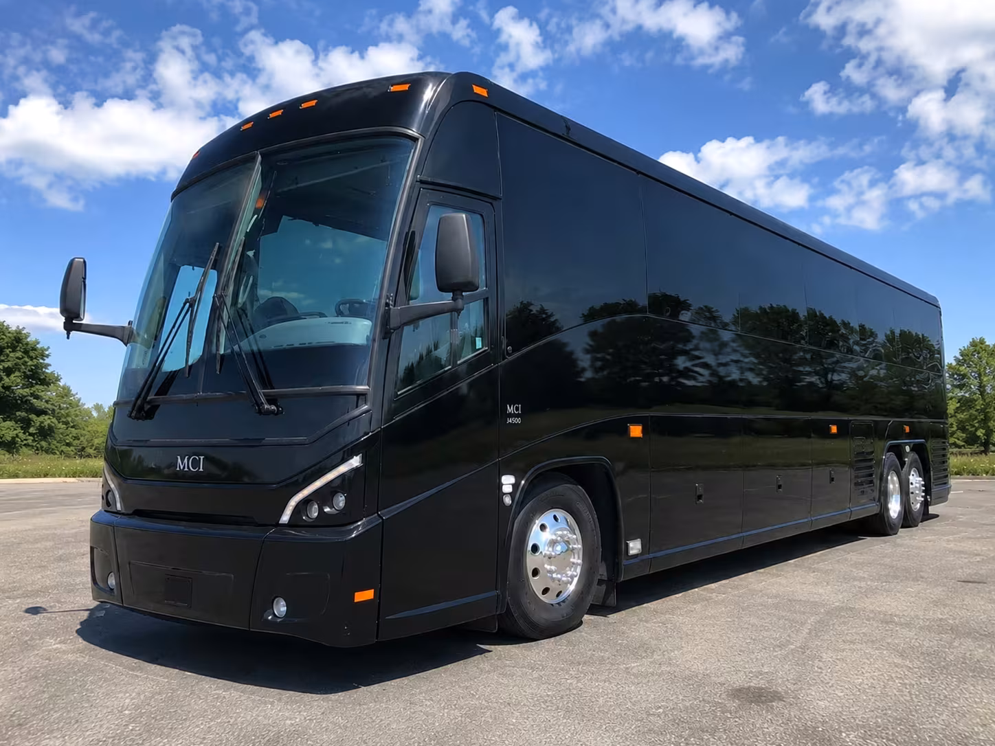new haven charter bus rentals for yale university events