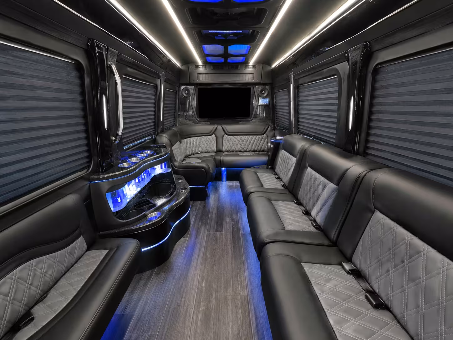 new haven corporate airport shuttle buses for group travel