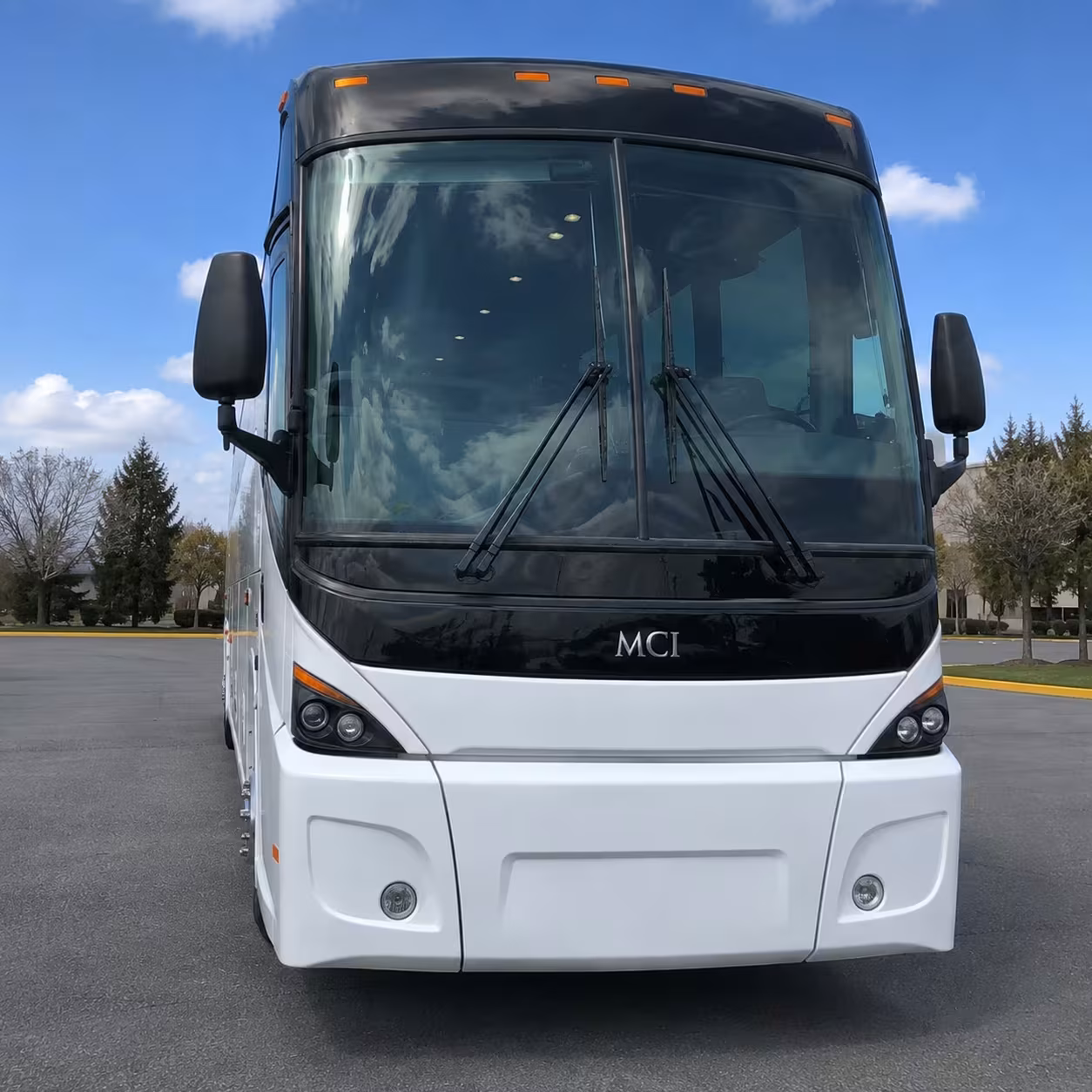 new haven employee shuttle buses for daily commutes