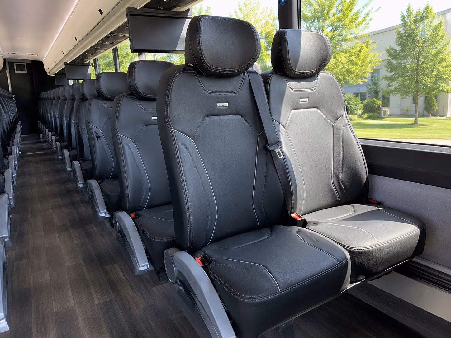 new haven wedding shuttle buses for every guest count
