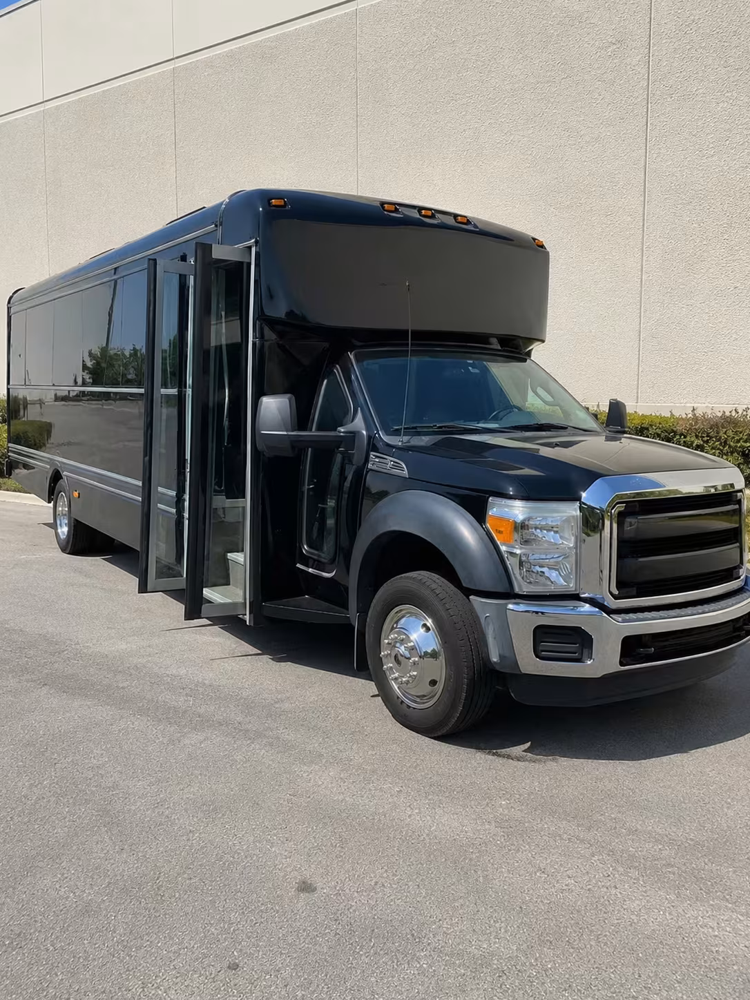 prom party bus rentals in new haven with onboard amenities